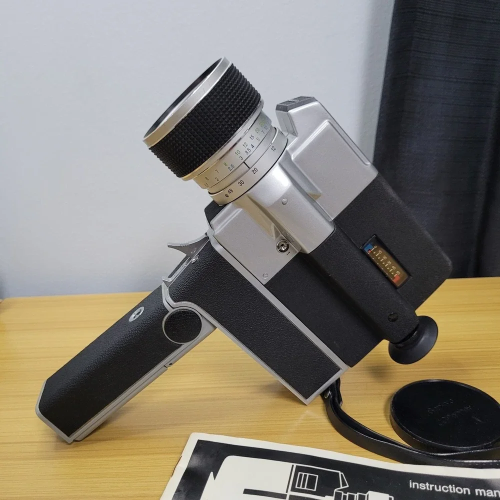 Vintage Sankyo Super 8 Movie Camera 6 to 1 Zoom JC Penney Does not‎ Power On